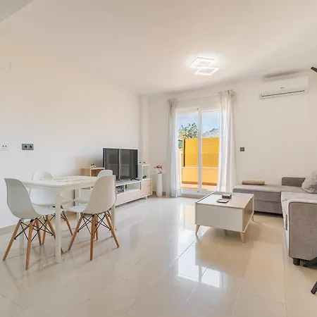 Agora Alhambra Apartment